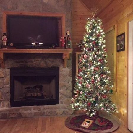 Majestic Springs Lodge Cabin McCookville Extérieur photo